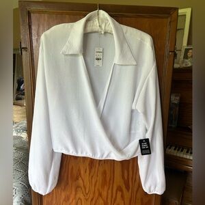 NWT Express White Wrap Blouse with Long Sleeves and Collar. XS.